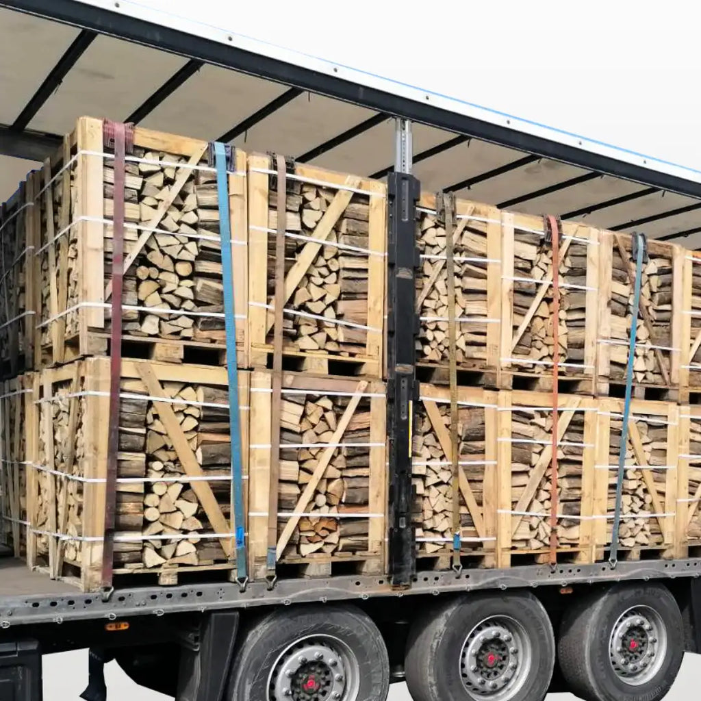 Kaminholz Buche LKW-Ladung – kammergetrocknet, 25 cm Scheitlänge, 1 RM Kisten